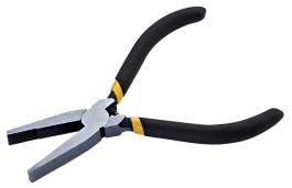 Flat nosed pliers Flat nosed pliers