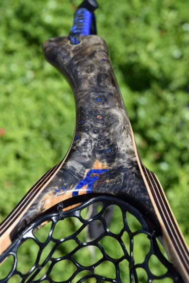 Buckeye burl curved net with Azurite Inlays Buckeye burl curved net with Azurite Inlays